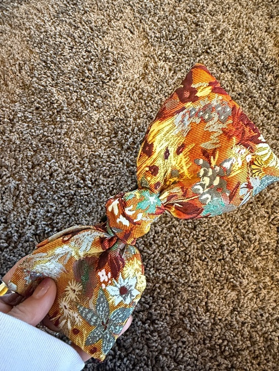 NWOT Lele Sadoughi brocade paloma bow barrette main image 4